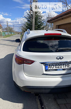 Внедорожник / Кроссовер Infiniti FX 30 2011 в Ужгороде