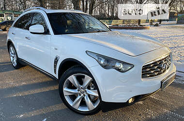 Infiniti FX 30 2011