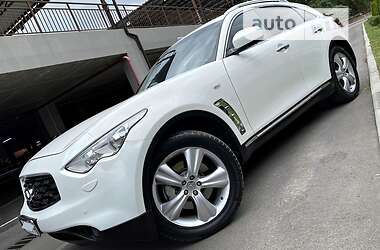 Внедорожник / Кроссовер Infiniti FX 30 2011 в 