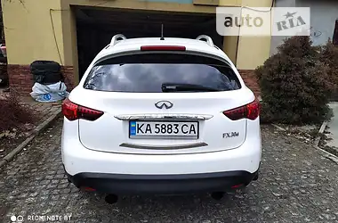 Infiniti FX 30 2013