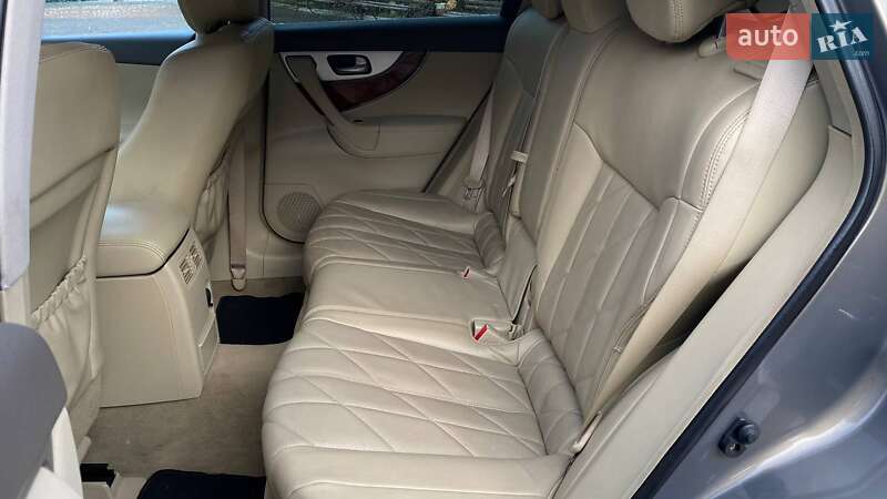 Внедорожник / Кроссовер Infiniti FX 30 2011 в Шептицькому