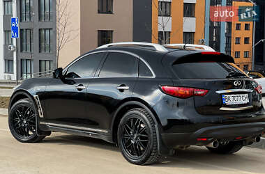 Infiniti FX 30 2011