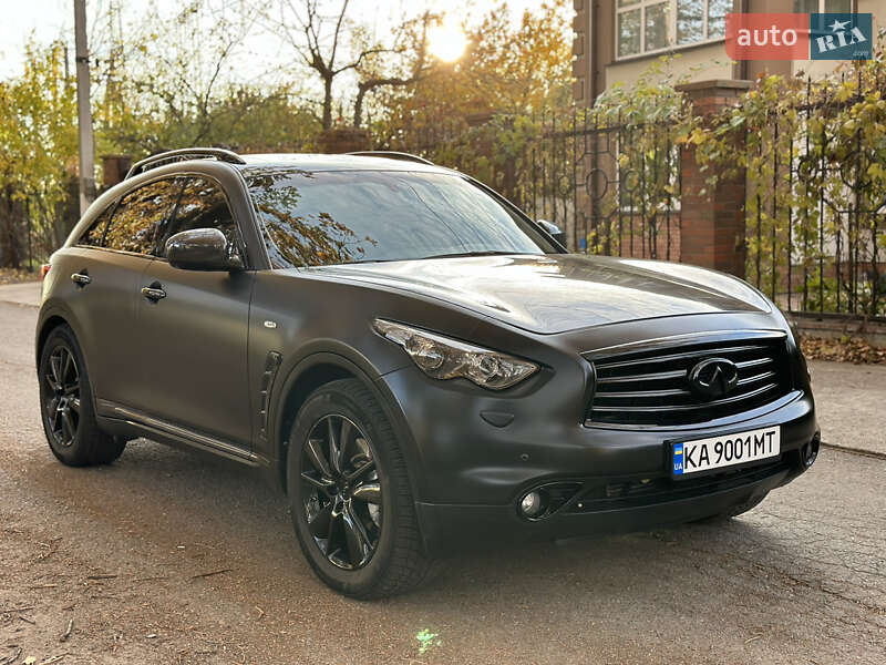 Позашляховик / Кросовер Infiniti FX 30 2012 в Києві