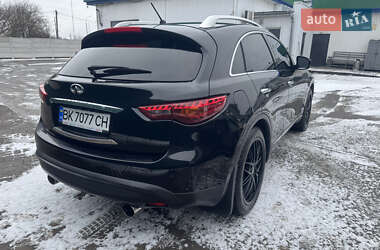 Внедорожник / Кроссовер Infiniti FX 30 2011 в Ровно