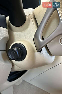 Внедорожник / Кроссовер Infiniti FX 30 2012 в 