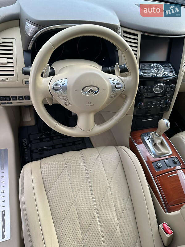 Внедорожник / Кроссовер Infiniti FX 30 2012 в Мукачево