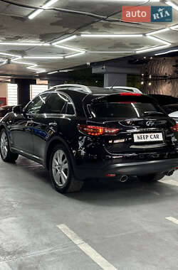 Внедорожник / Кроссовер Infiniti FX 30 2012 в 