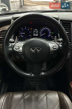 Внедорожник / Кроссовер Infiniti FX 30 2012 в 