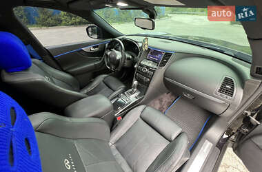 Внедорожник / Кроссовер Infiniti FX 30 2012 в 