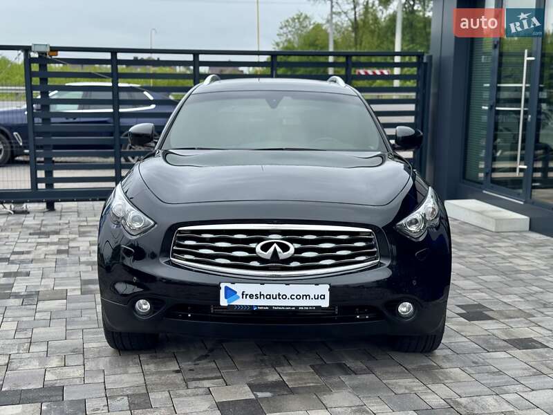 Внедорожник / Кроссовер Infiniti FX 30 2011 в Ровно фото 2 Внедорожник / Кроссовер Infiniti FX 30 2011 в Ровно