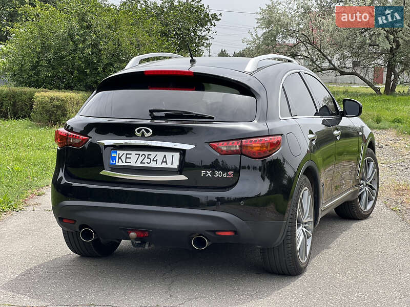 Позашляховик / Кросовер Infiniti FX 30 2010 в Дніпрі