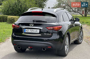 Внедорожник / Кроссовер Infiniti FX 30 2010 в 