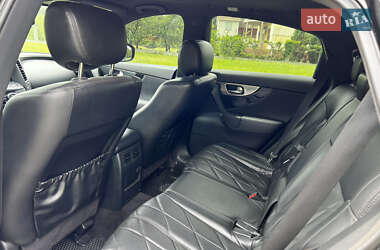 Внедорожник / Кроссовер Infiniti FX 30 2010 в 