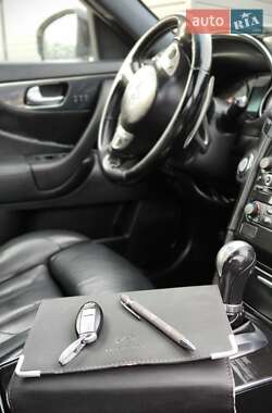 Внедорожник / Кроссовер Infiniti FX 30 2010 в 