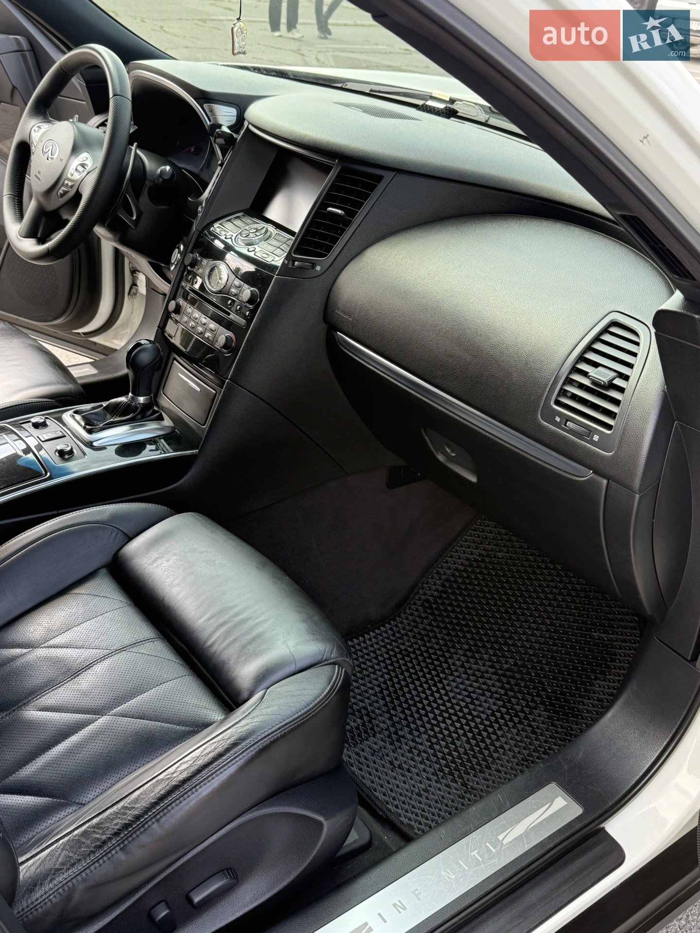 2011 Infiniti FX - мініатюра 22