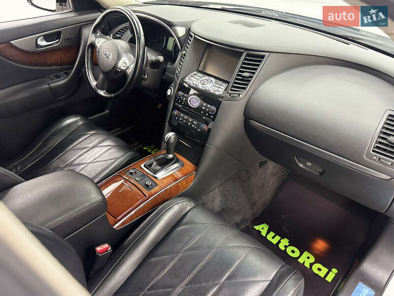 Позашляховик / Кросовер Infiniti FX 30 2013 в Одесі