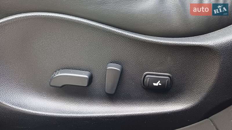 Внедорожник / Кроссовер Infiniti FX 30 2011 в Дрогобыче