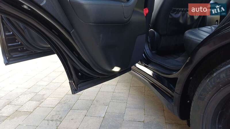 Внедорожник / Кроссовер Infiniti FX 30 2011 в Дрогобыче