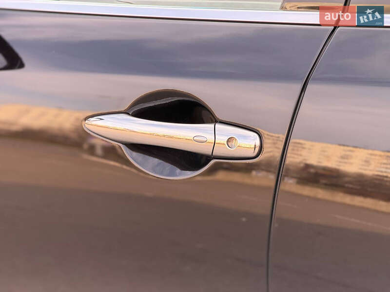 Внедорожник / Кроссовер Infiniti FX 30 2012 в Запорожье