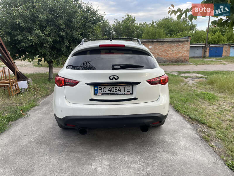 Внедорожник / Кроссовер Infiniti FX 30 2012 в Александрие фото 2 Внедорожник / Кроссовер Infiniti FX 30 2012 в Александрие