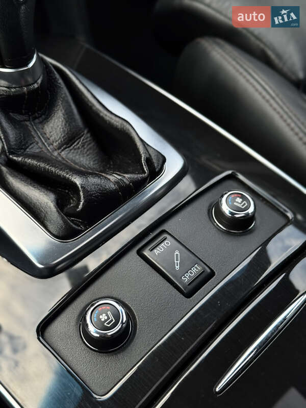 Внедорожник / Кроссовер Infiniti FX 30 2010 в Черновцах