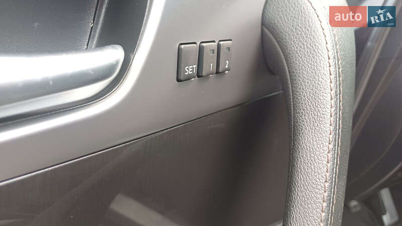 Внедорожник / Кроссовер Infiniti FX 30 2011 в Дрогобыче