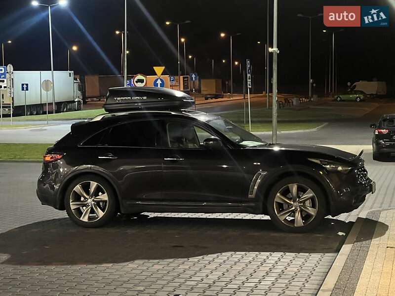 Внедорожник / Кроссовер Infiniti FX 30 2011 в Любаре