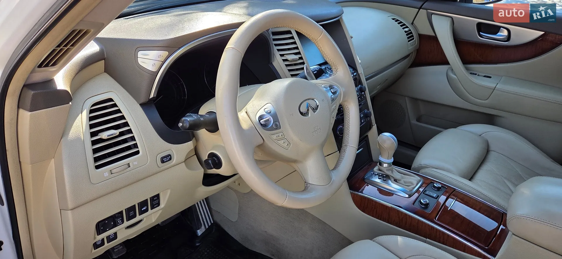 2011 Infiniti FX - мініатюра 17
