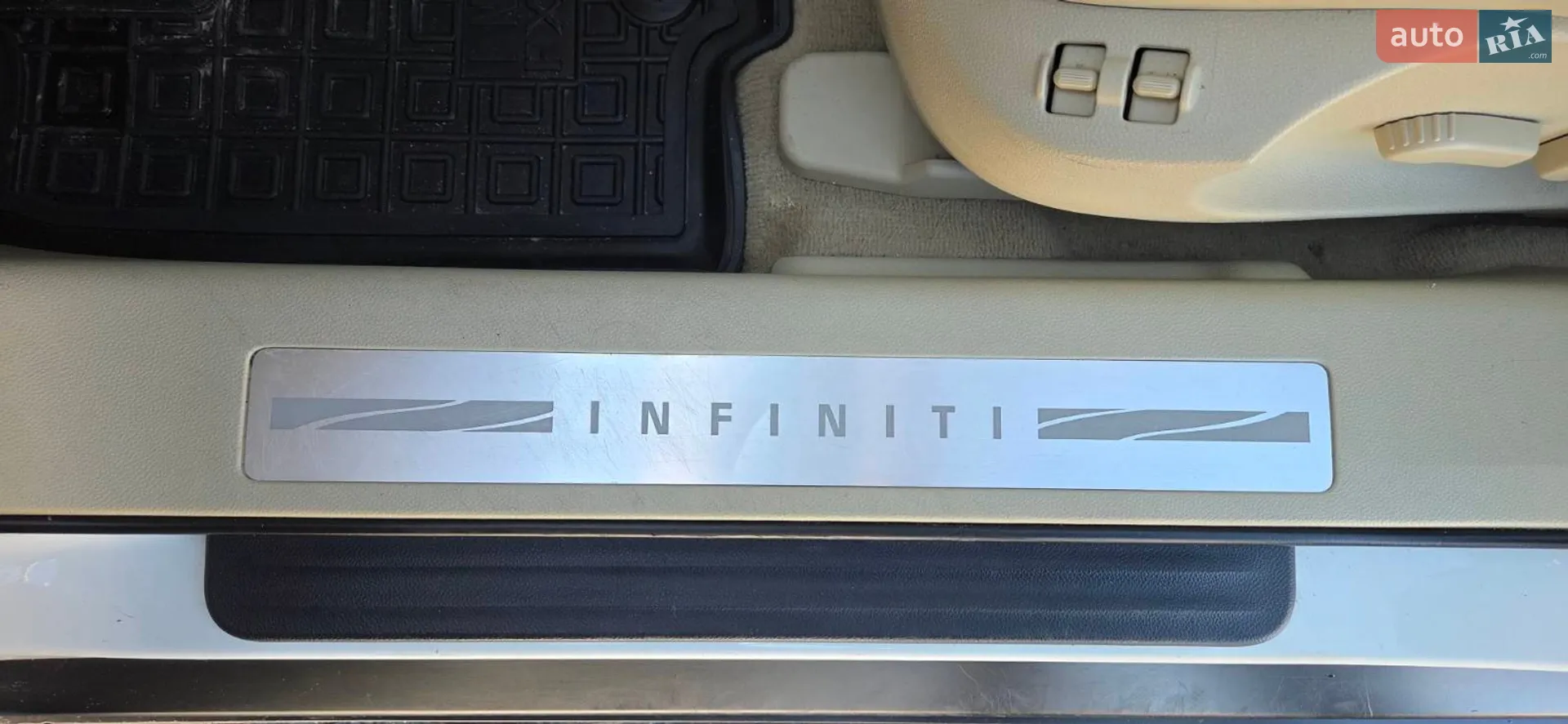 2011 Infiniti FX - мініатюра 21