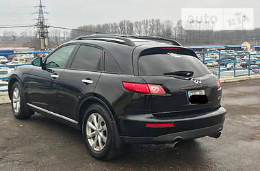 Внедорожник / Кроссовер Infiniti FX 35 2006 в Черновцах