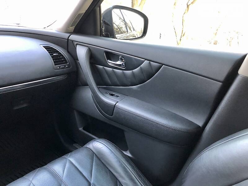 Позашляховик / Кросовер Infiniti FX 35 2008 в Одесі