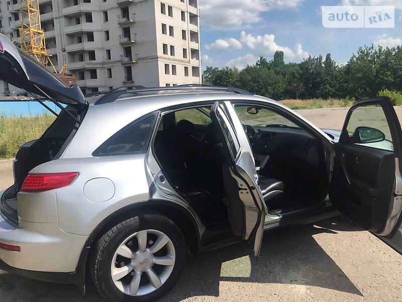 Позашляховик / Кросовер Infiniti FX 35 2003 в Харкові