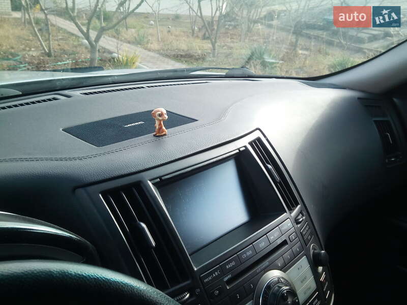 Позашляховик / Кросовер Infiniti FX 35 2006 в Чернівцях