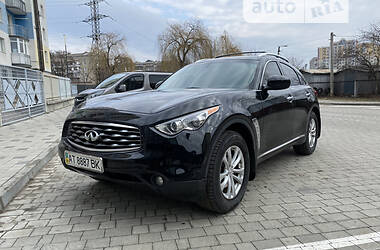 Infiniti FX 35 2010