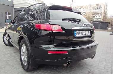 Позашляховик / Кросовер Infiniti FX 35 2007 в 