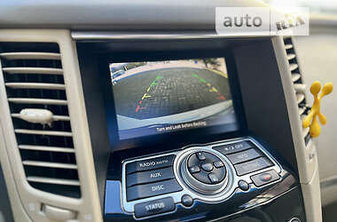 Внедорожник / Кроссовер Infiniti FX 35 2008 в 