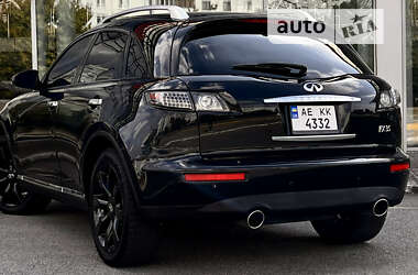 Внедорожник / Кроссовер Infiniti FX 35 2006 в 