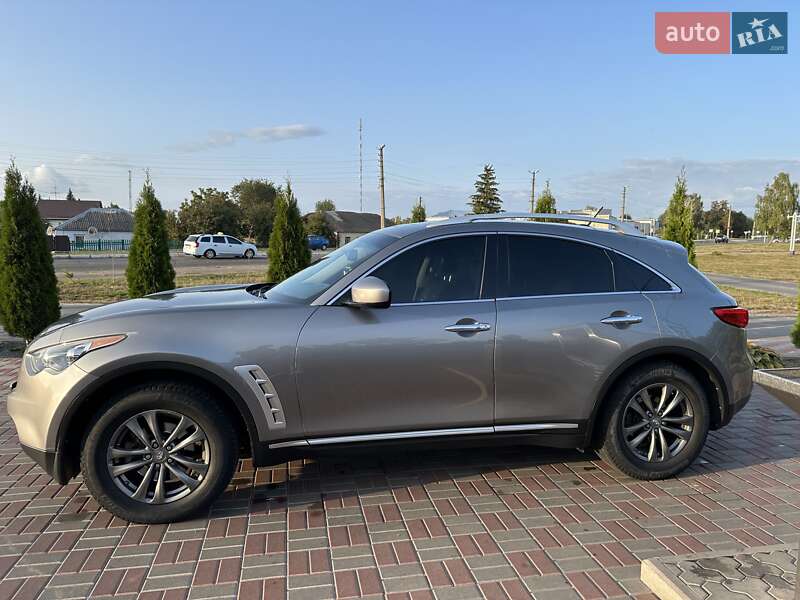 Позашляховик / Кросовер Infiniti FX 35 2010 в Переяславі