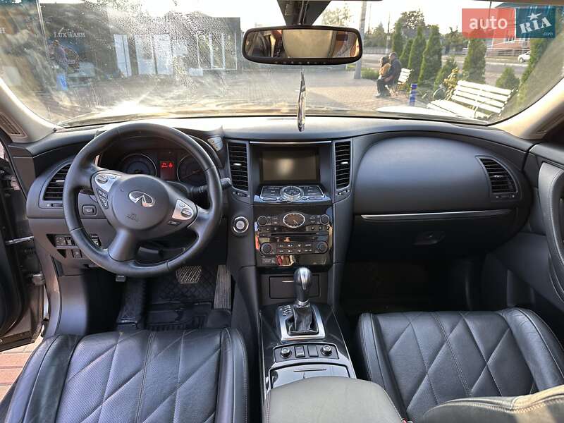 Позашляховик / Кросовер Infiniti FX 35 2010 в Переяславі