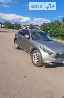 Infiniti FX 35 2011