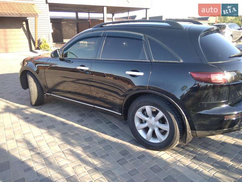 Позашляховик / Кросовер Infiniti FX 35 2003 в Новоукраїнці