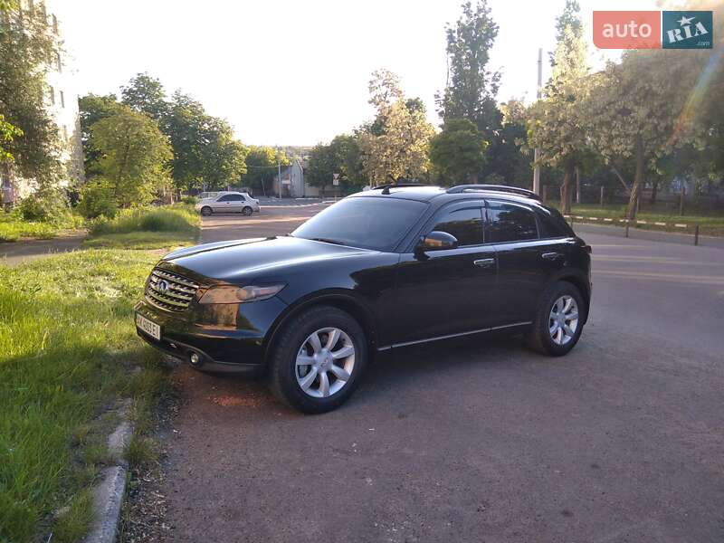 Позашляховик / Кросовер Infiniti FX 35 2003 в Новоукраїнці