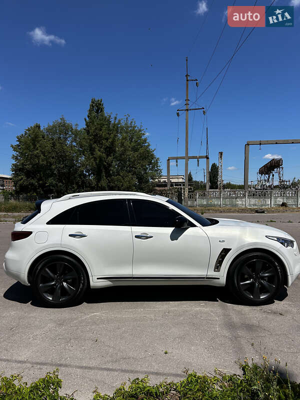 Внедорожник / Кроссовер Infiniti FX 35 2009 в Киеве