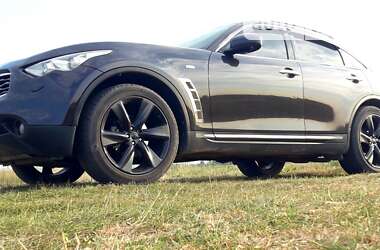 Внедорожник / Кроссовер Infiniti FX 35 2009 в 