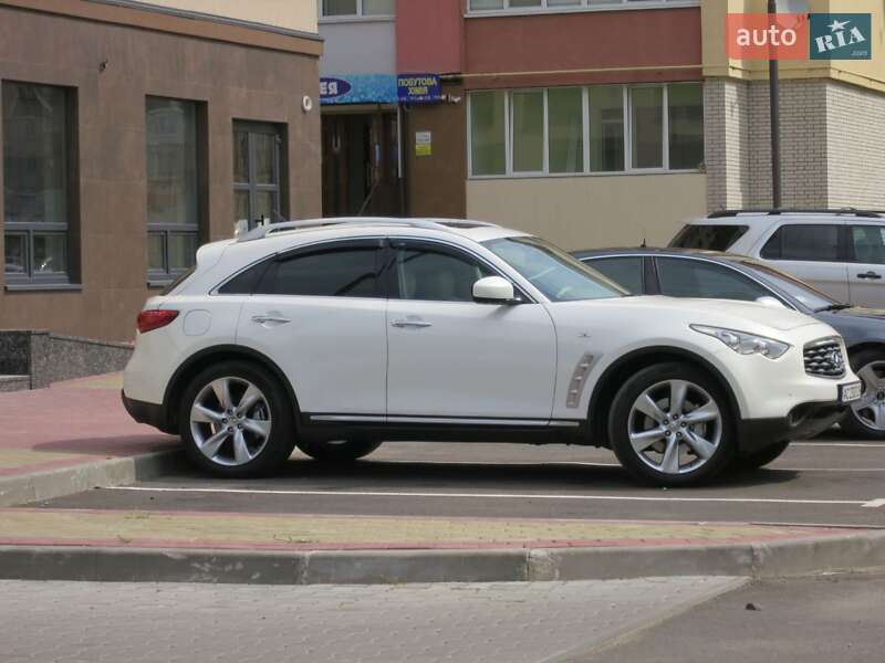 Позашляховик / Кросовер Infiniti FX 35 2008 в Луцьку фото 11 Позашляховик / Кросовер Infiniti FX 35 2008 в Луцьку