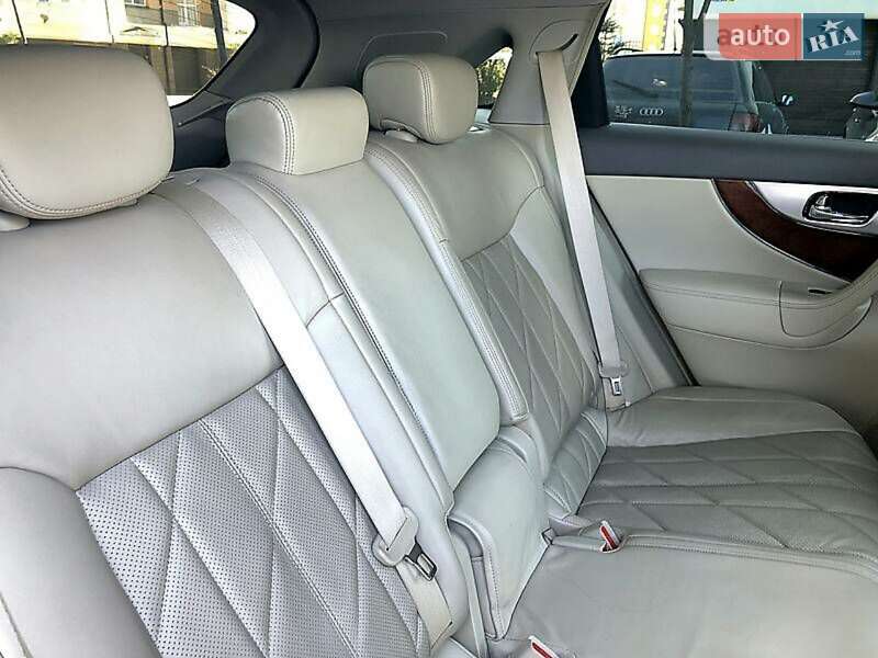 Позашляховик / Кросовер Infiniti FX 35 2008 в Луцьку фото 22 Позашляховик / Кросовер Infiniti FX 35 2008 в Луцьку
