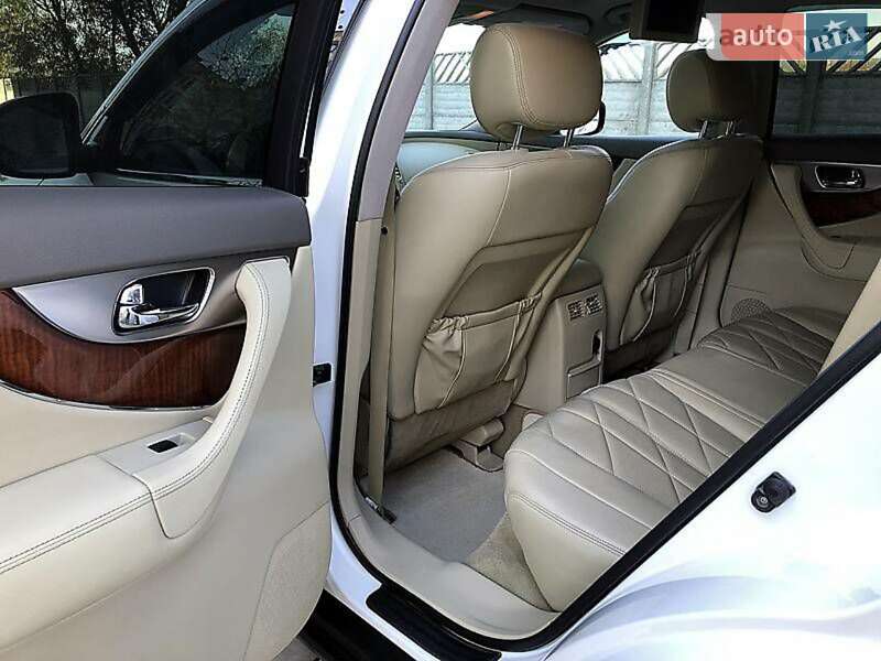 Позашляховик / Кросовер Infiniti FX 35 2008 в Луцьку фото 24 Позашляховик / Кросовер Infiniti FX 35 2008 в Луцьку