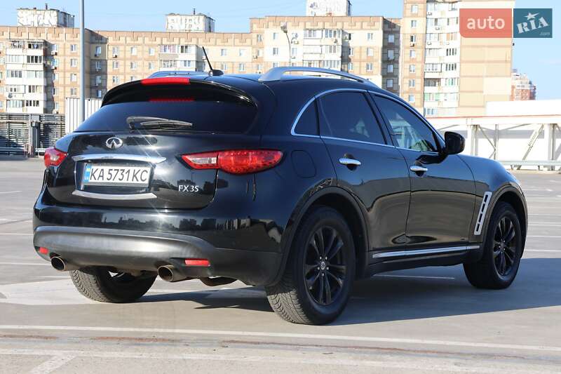 Позашляховик / Кросовер Infiniti FX 35 2008 в Києві