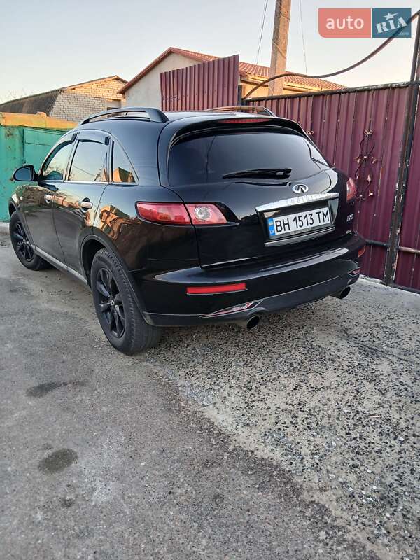Внедорожник / Кроссовер Infiniti FX 35 2007 в Нерубайском