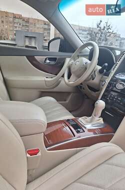 Внедорожник / Кроссовер Infiniti FX 35 2009 в Львове